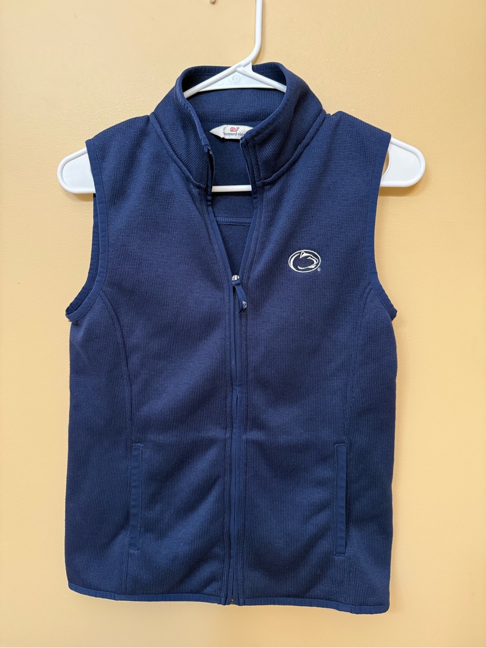 Penn state nittany lions vest navy vineyard vines